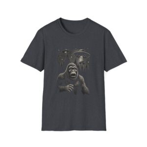 Bigfoot vs Aliens T-Shirt – Cryptid UFO Encounter Graphic Tee